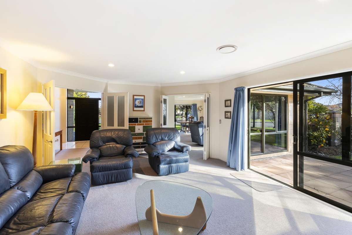 215 Southfield Drive_5