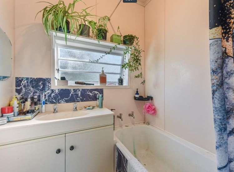 34 Courtney Street 11193_8