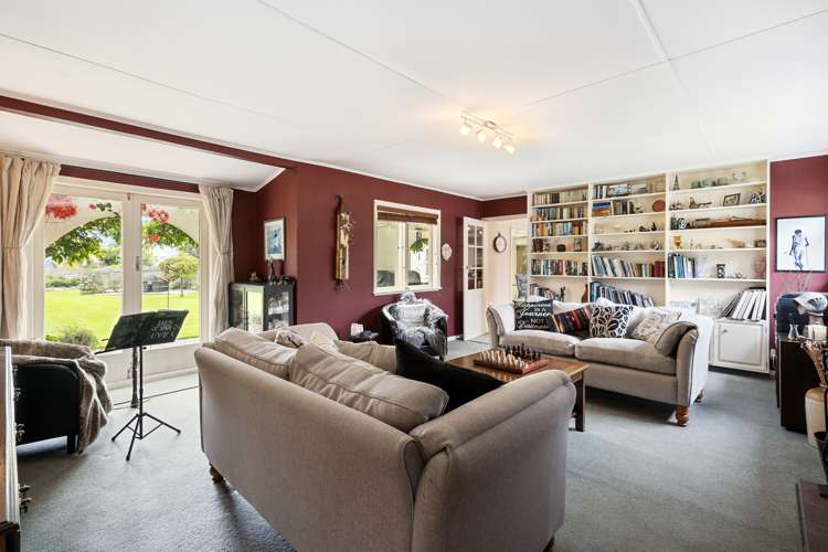 149 Raumati Road Raumati Beach_1