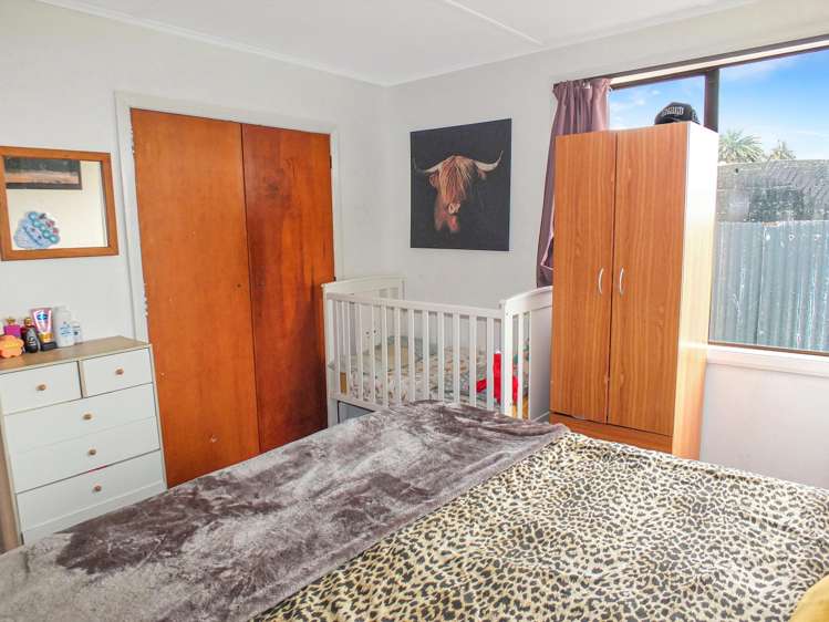 8 Russell Street Foxton_12