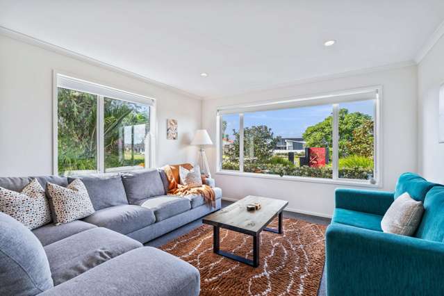 6 Stace Hopper Drive One Tree Point_2