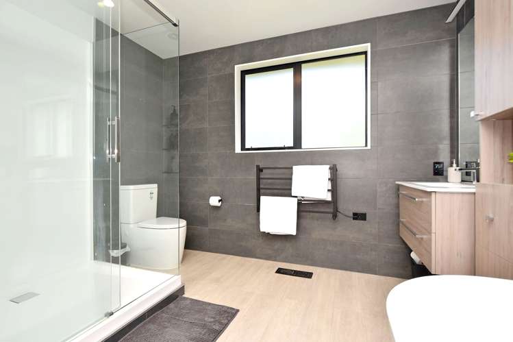 197 Curran Road Otatara_12