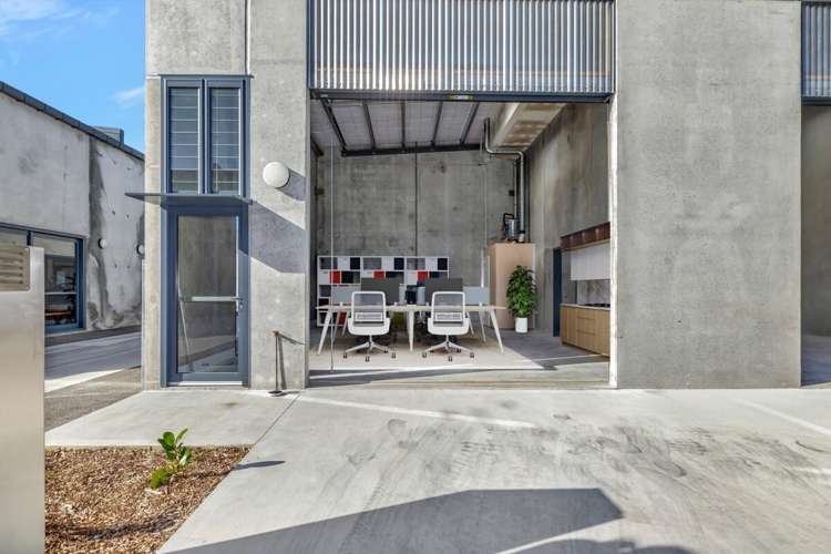 Unit 56 & 57 41-49 Bouverie Street Petone_7