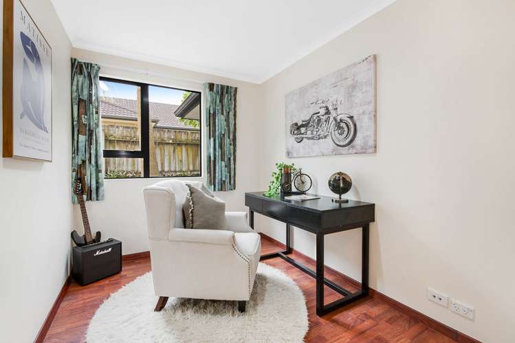 26 Black Teal Close Unsworth Heights_12