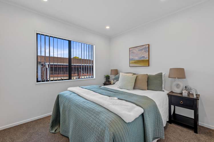 37 Gosford Drive Botany Downs_16