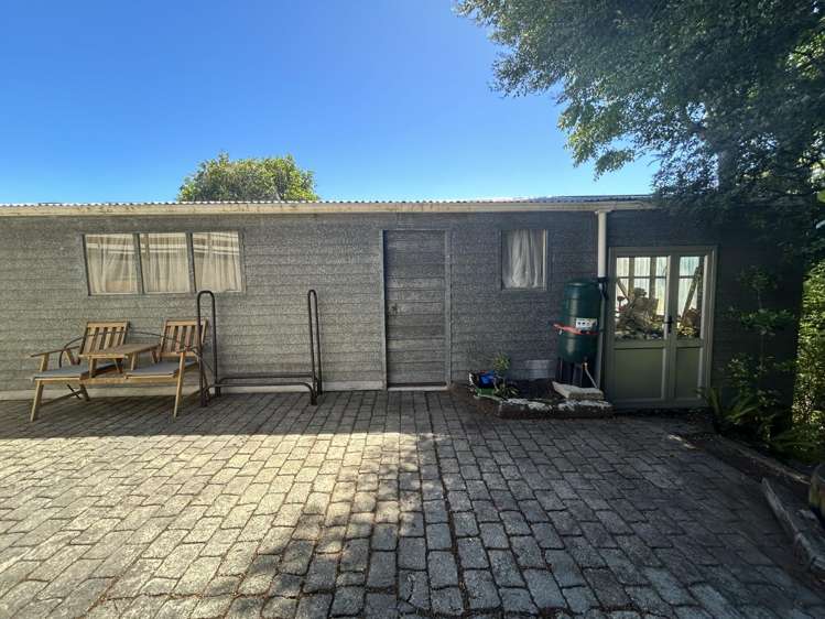 39 Ariesdale Terrace Toi Toi_9