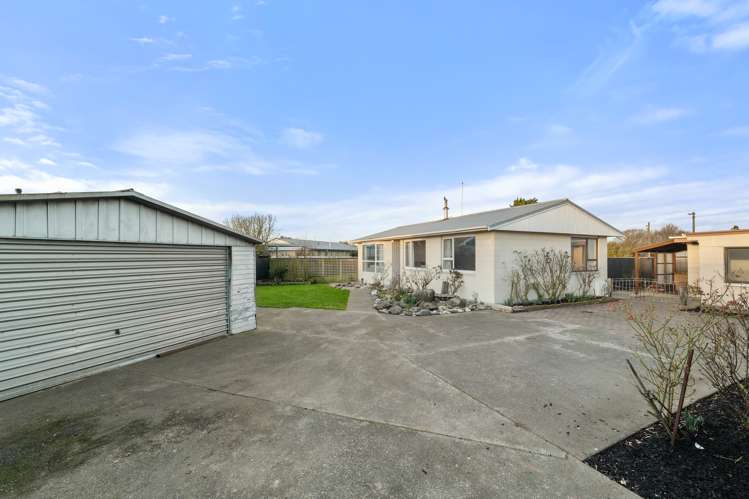 11 Garvins Road Hornby_13