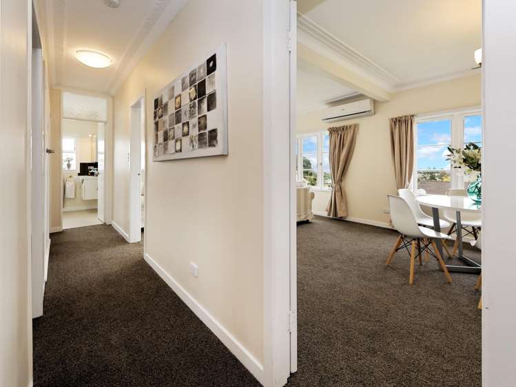 110 Golf Road New Lynn_14