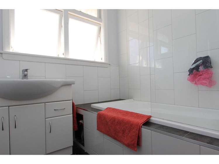 2 Goodman Street Blenheim Central_12