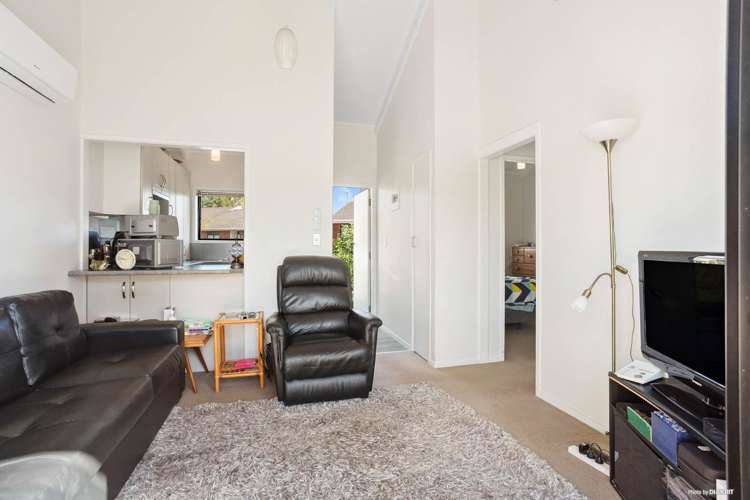 2 Bellbird Place Orewa_5