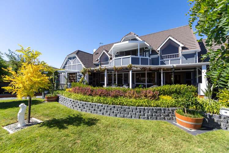 38 Kensington Drive Taradale_5