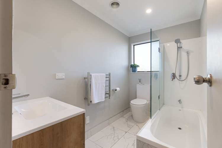 7 Cedar Grove Highbury_11