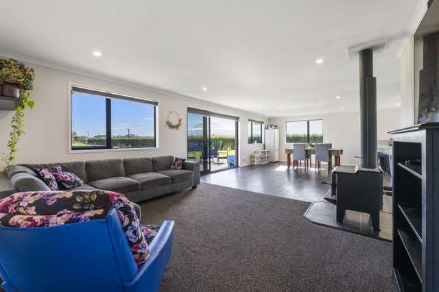 657 Eltham Road Mangatoki_4