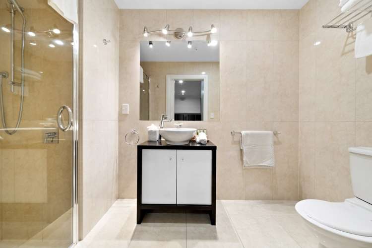 803/34 Lake Esplanade Queenstown_7