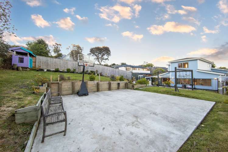 6 Winhall Rise Remuera_21