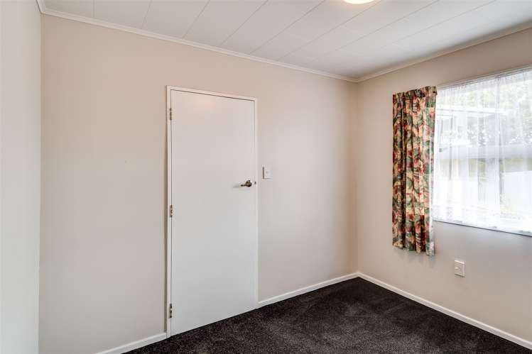 130 Portsmouth Road Flaxmere_9