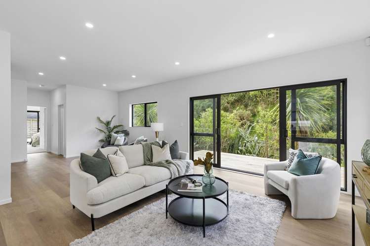 5 Pihipihi Way Crofton Downs_1