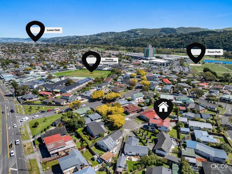 5 Ferretti Grove Avalon_25