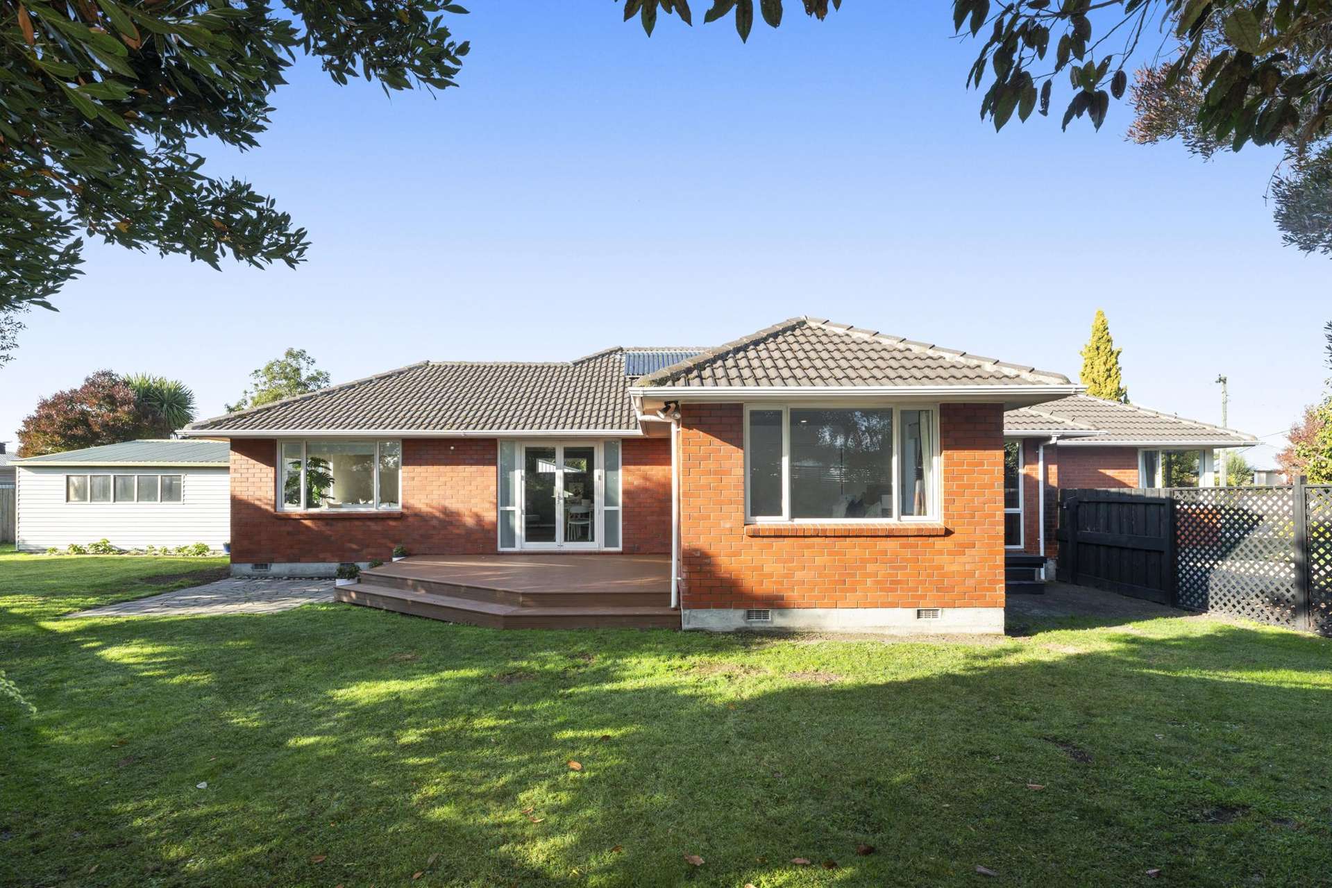 25 Bideford Place Dallington_0