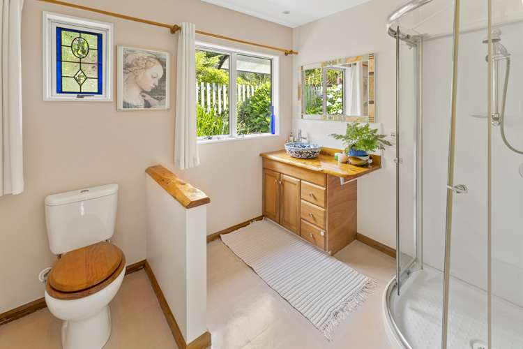 2/179 Princes Drive Britannia Heights_19