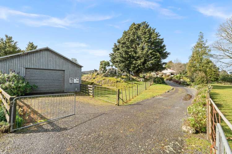 34 Golf Harbour Drive Maunu_19