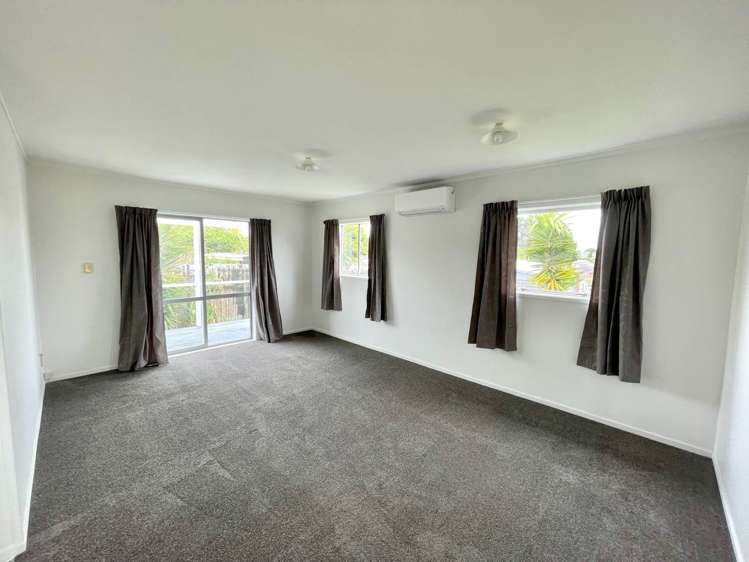 2/16 Sandra Avenue Otara_4