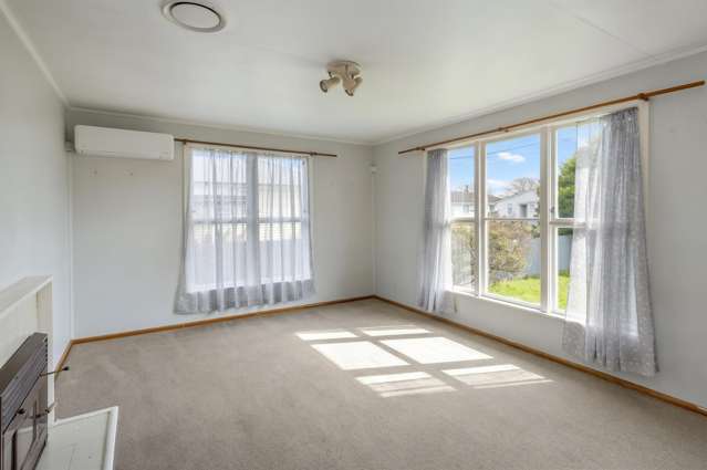 33 Stuart Crescent Masterton_2