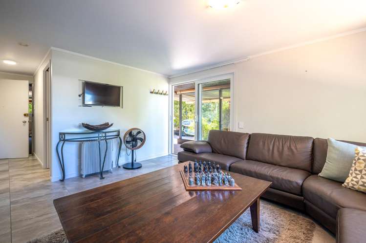 2 Seventh Avenue Onetangi_19