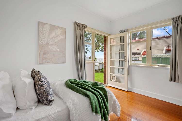 79 Ngataringa Road Devonport_16