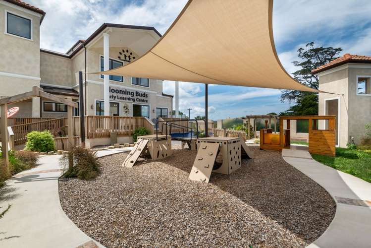 3145 Great North Road New Lynn_12