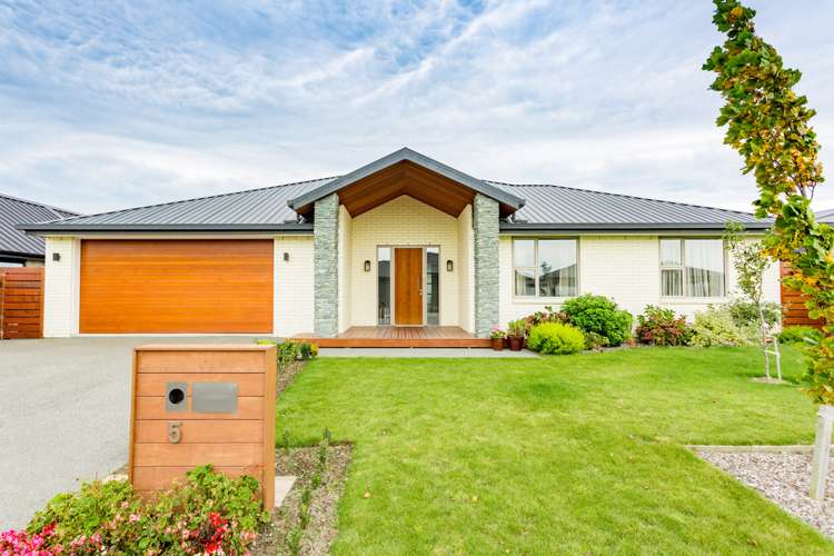 5 James Caird Lane Wigram_0