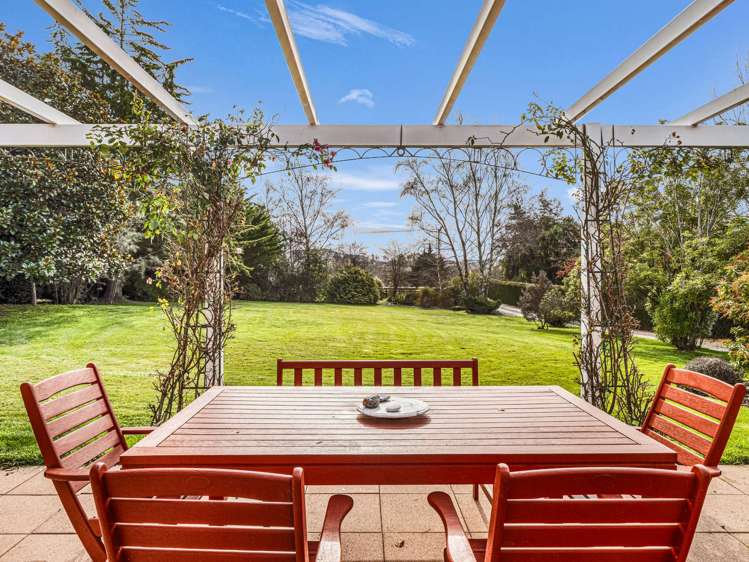 1731 Cust Road Cust_17