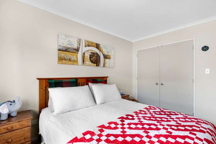 3 Russell Street Marton_11