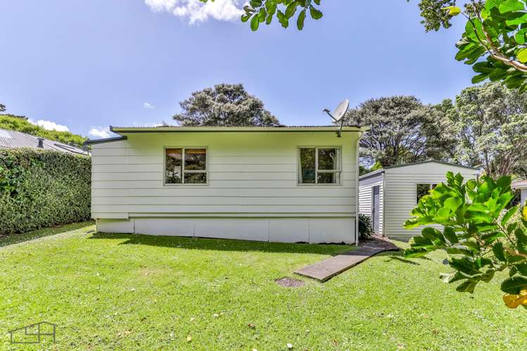 561 South Titirangi Road Titirangi_15