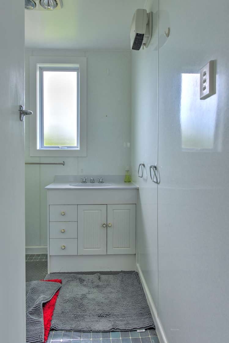 129 Seaward Road Edendale_12