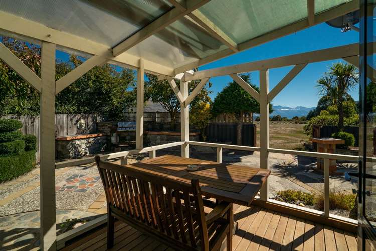 8 Meadowstone Drive Wanaka_1
