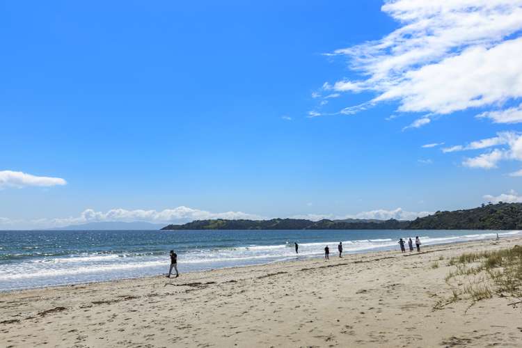 15/141 The Strand Onetangi_14