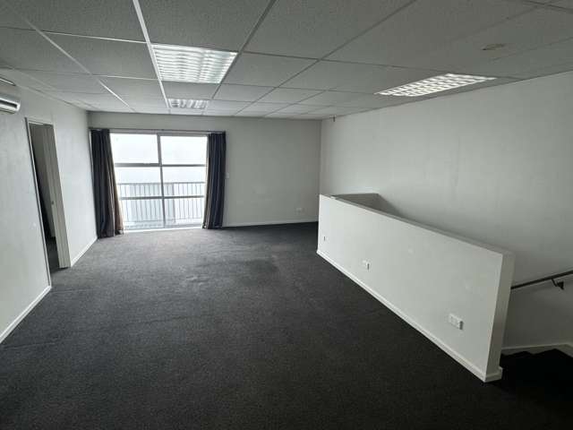 Unit 5, 171 Waltham Road Sydenham_3