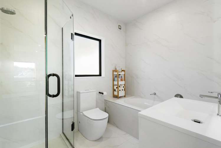 3 Lemon Grove Lane Greenhithe_24