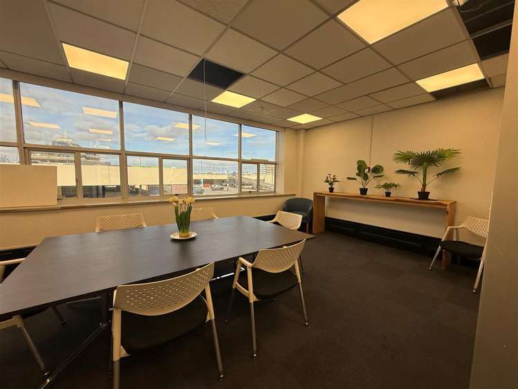 Level 2, Suite 3, 29 Waterloo Road Lower Hutt_14