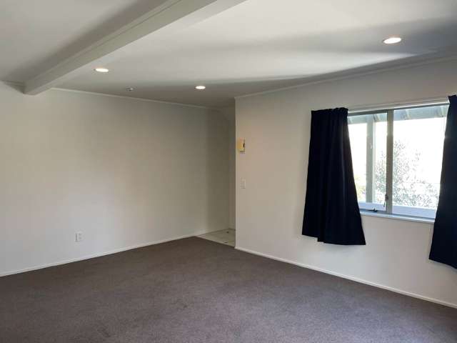 2/233 Forrest Hill Road Forrest Hill_2