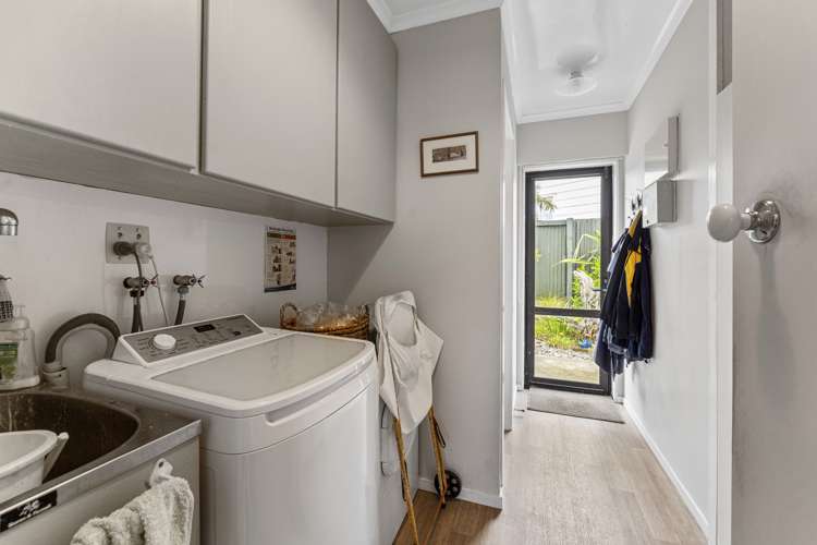 44 Norfolk Crescent Otaki Beach_15