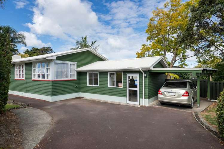 12 Covil Avenue Te Atatu South_0