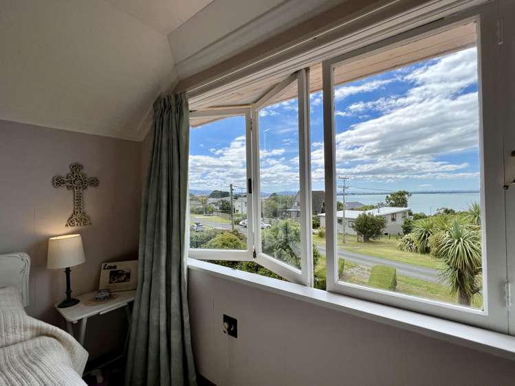 38 Moana Street Riverton_17