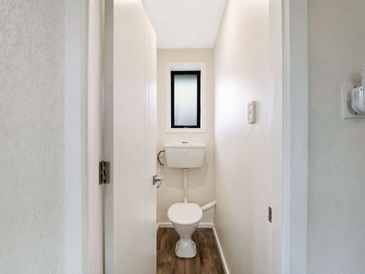 28 Denise Crescent Hornby_11