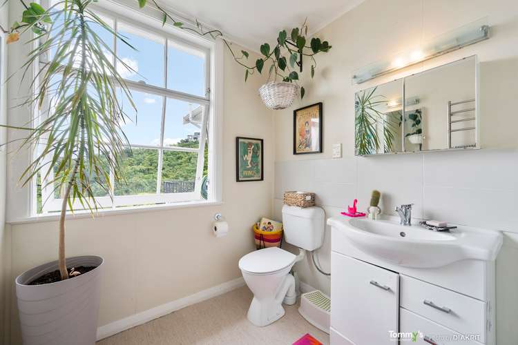 63 Onslow Road Khandallah_13