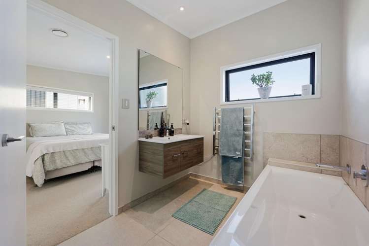 180 Hobsonville Point Road Hobsonville_16