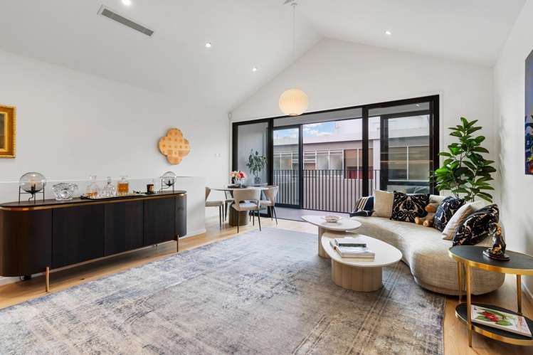 3/4 Madeira Lane Grafton_16