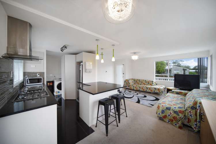 2/1 Funnell Place Manurewa_12