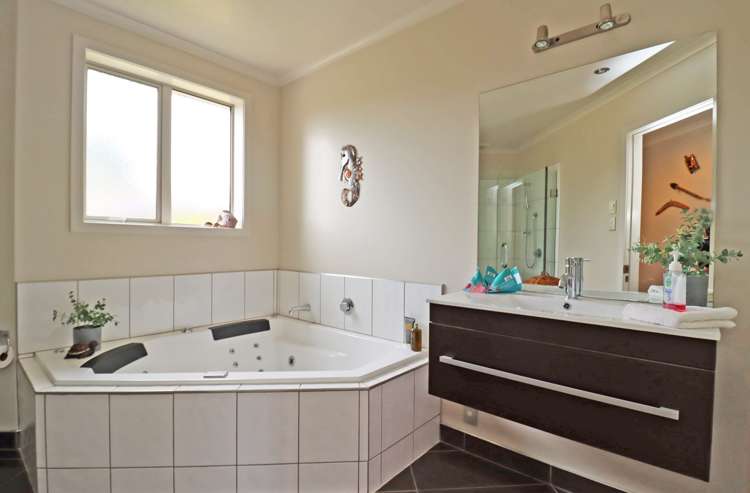 17 Grove Avenue Weston_15